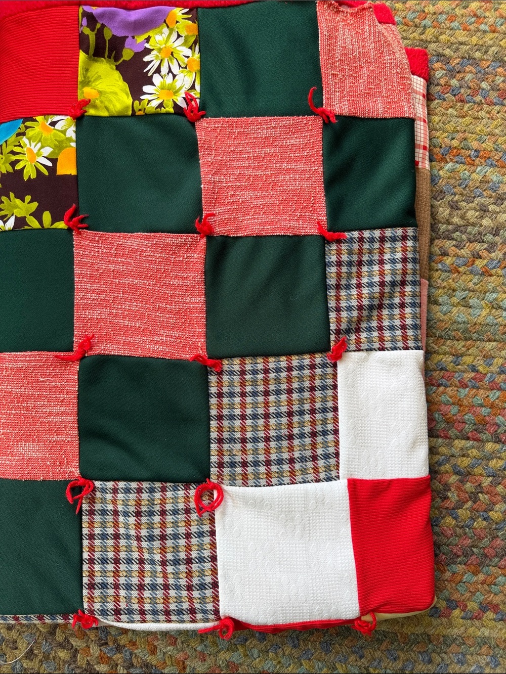 Vintage Homemade Granny Square Patchwork Twin Bed Quilt Blanket - Picture 7 of 8